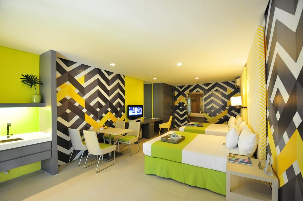 Astoria Boracay Balabag (Boracay)