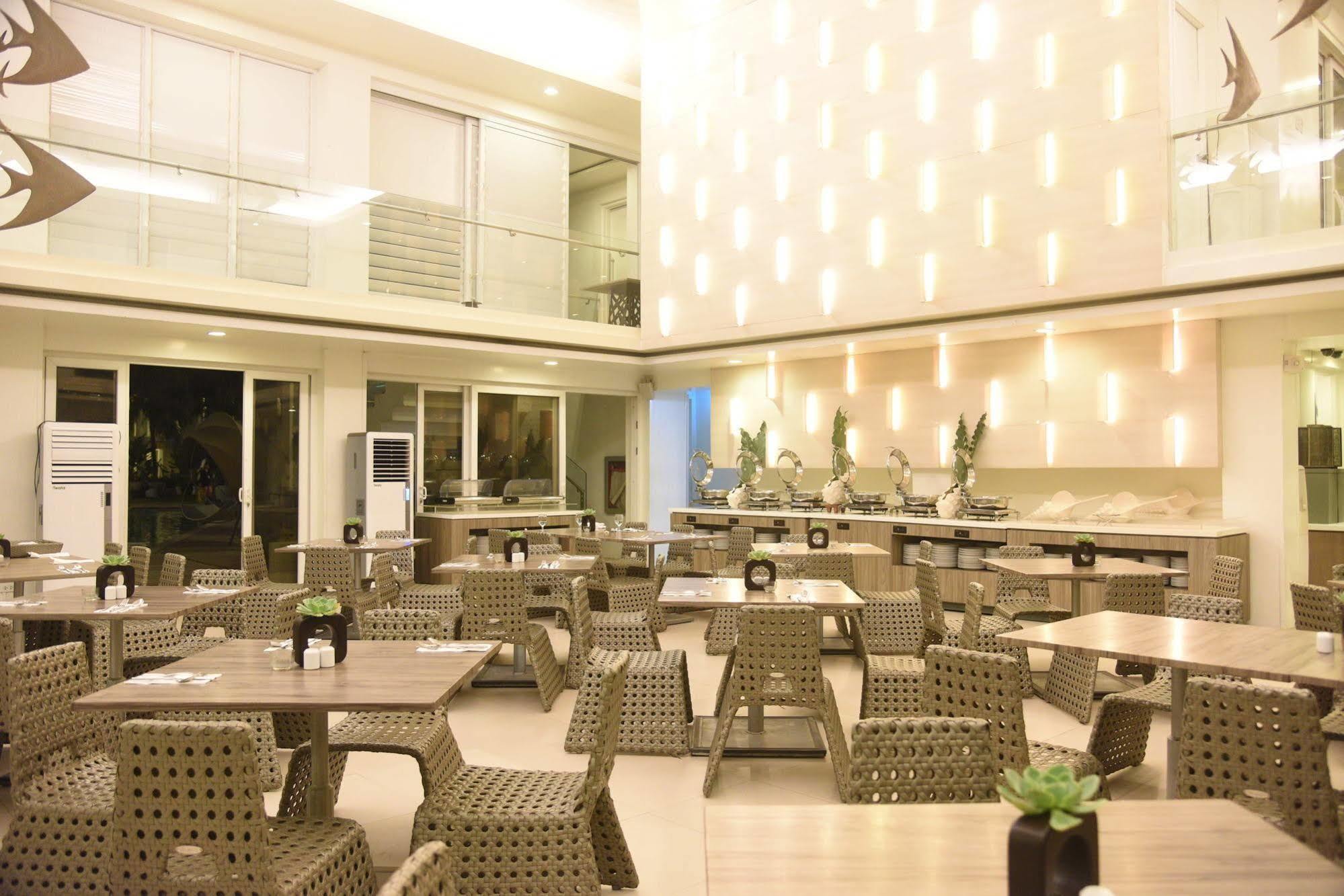 Astoria Boracay 4*